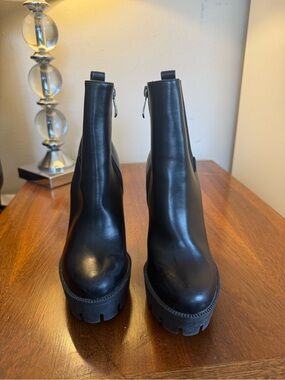 Black Women's Platform Chelsea Boots